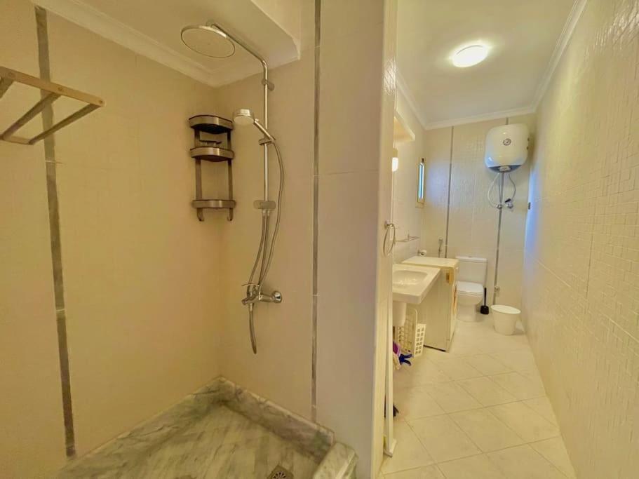 Breathtaking Luxury & Spacious Family 2-Bed 1St Row Seaview At Stella Seaview Sokhna 艾因苏赫纳 外观 照片